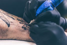 10 mitów o tatuażach, w które wierzysz