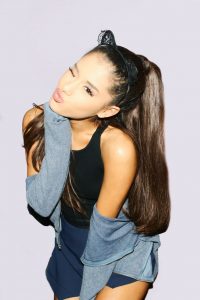 Ubierz się jak Ariana Grande